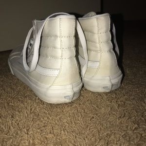 Women’s Off White Sk8-Hi Vans